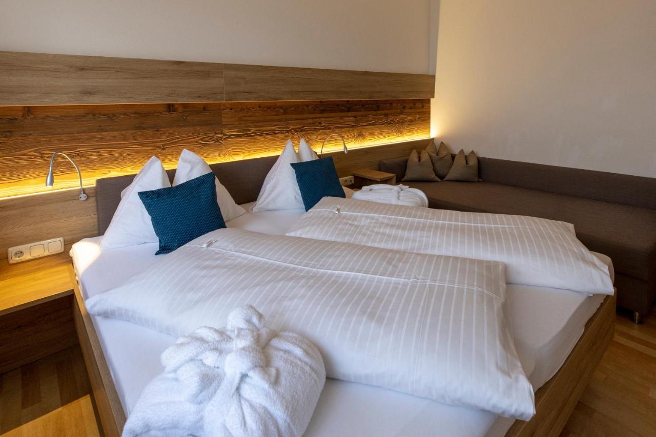 Großes Doppelzimmer